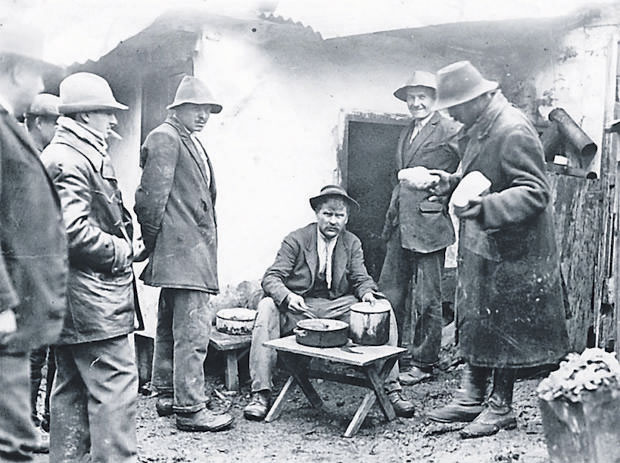 Сећање на Мака и Јатаган малу